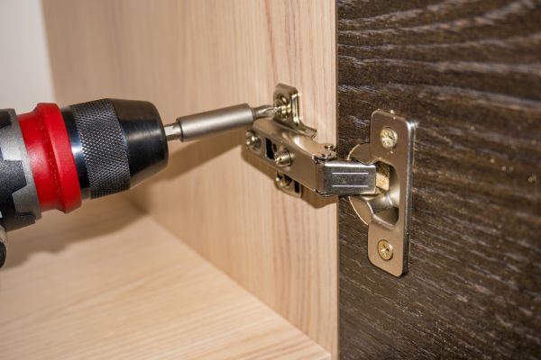 Cabinet Hinge Replacement in Stephenville